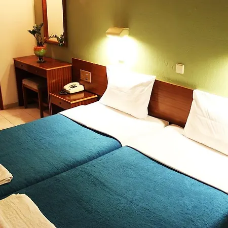 Achousa Apartahotel