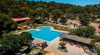 Achousa Apartahotel 3*