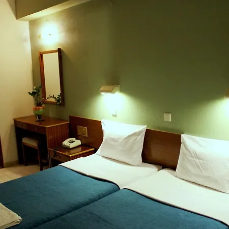 Apartahotel Achousa