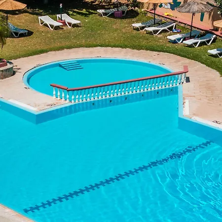 Apartahotel Achousa