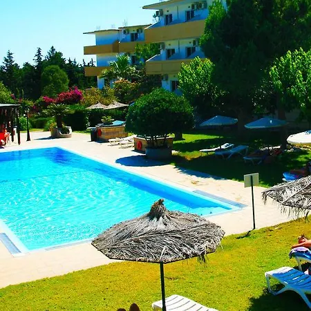 Achousa Aparthotel 3*