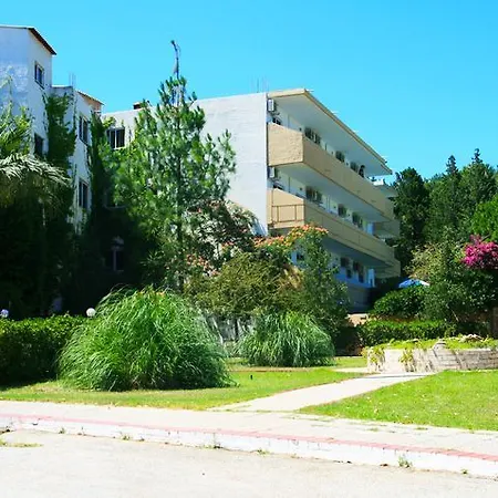 Achousa Aparthotel Faliraki