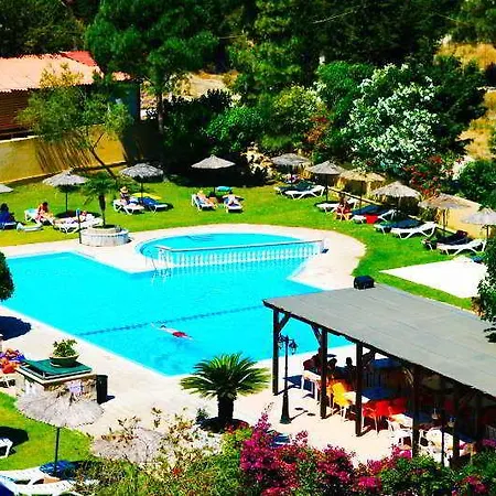 Aparthotel Achousa 3*