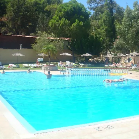 Aparthotel Achousa